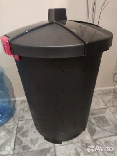 Мусорный бак