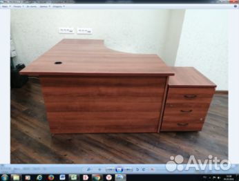 Столы с тумбами