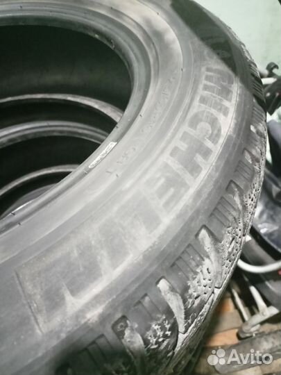 Michelin X-Ice North 215/65 R16 98