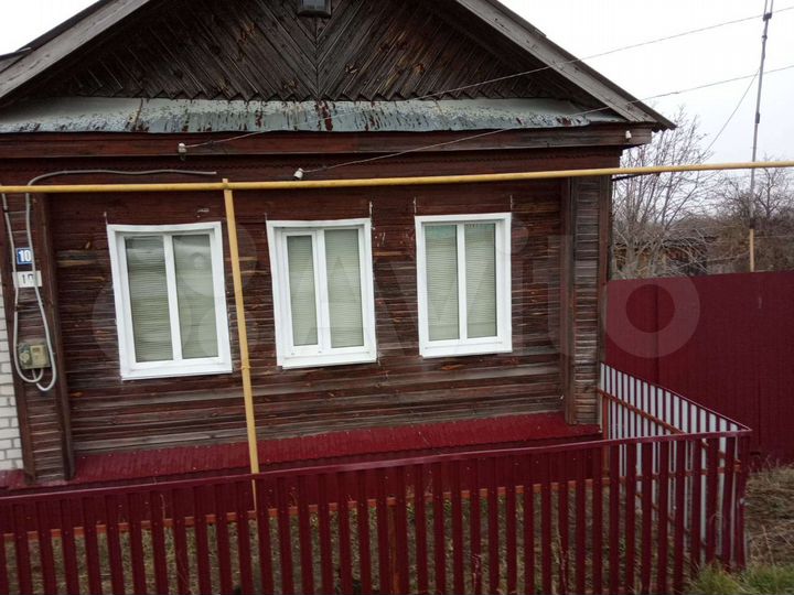 Дом 52 м² на участке 10,8 сот.