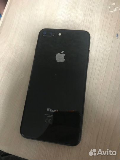 iPhone 8 Plus, 64 ГБ