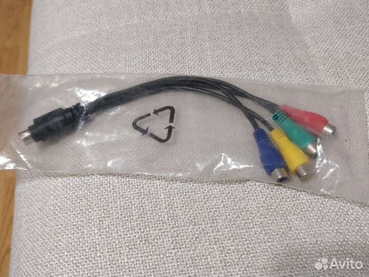 Переходник кабель S-video на 4 RCA