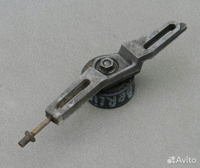 Натяжитель ремня генератора Berlingo