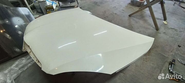 Skoda fabia 2 капот белый