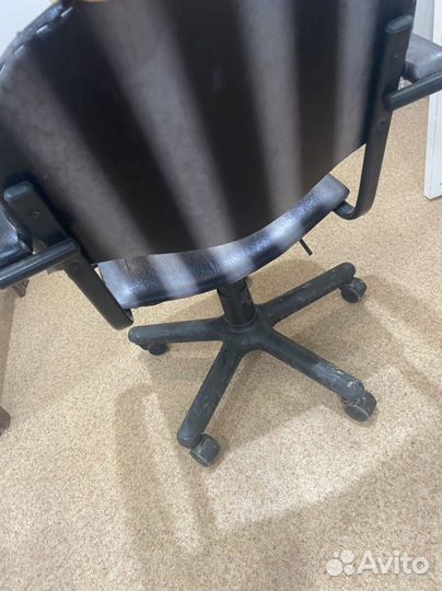 Компьютерное кресло