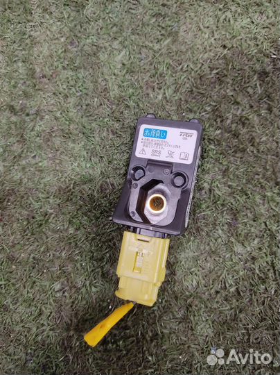 Датчик удара центральный Honda CR-V 2 (RD5) 2005