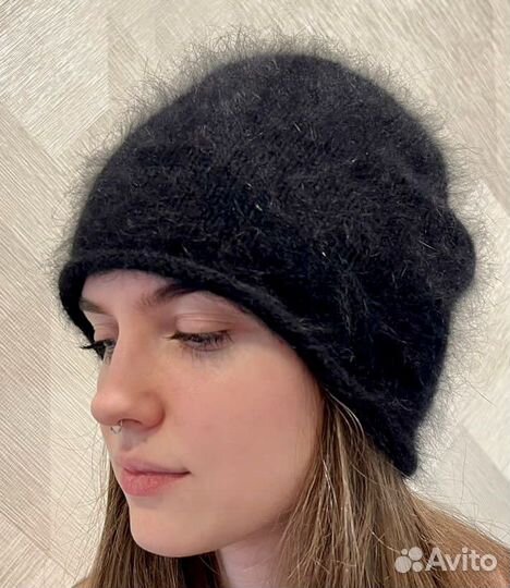 Шапка женская вязаная ручная работа