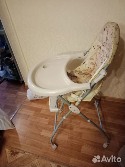 Детский стол для кормления