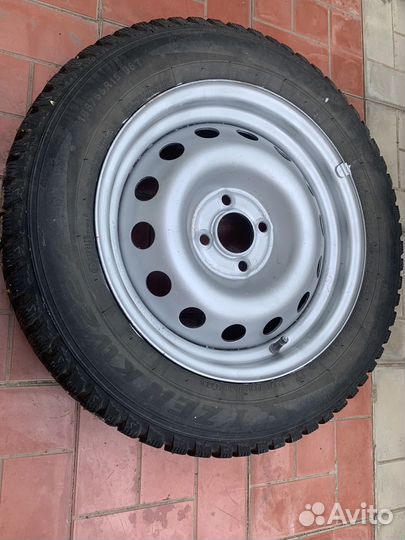 Kumho I'Zen KW22 185/65 R14