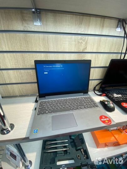 Ноутбук Lenovo laptop 8v7mavvv