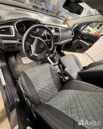 Автомобильные чехлы Бежевого цвета с алькантарой