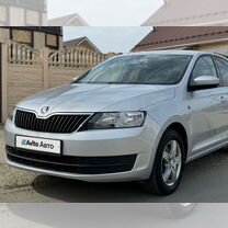 Skoda Rapid 1.6 AT, 2016, 129 800 км, с пробегом, цена 1 370 000 руб.