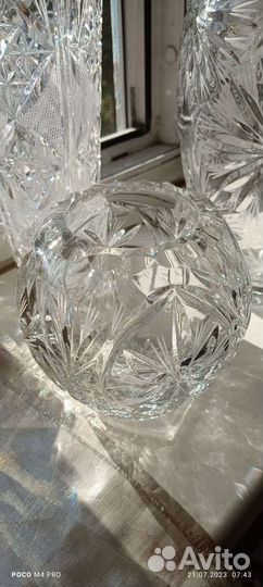 Вазы хрустальные: 