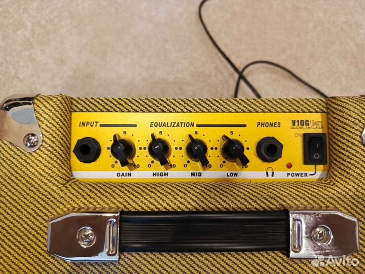 Комбоусилитель Belcat