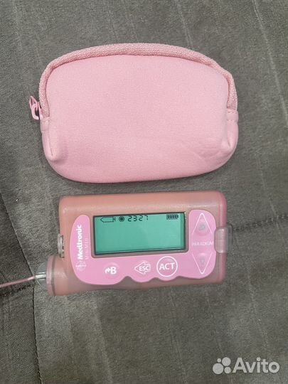 Инсулиновая помпа Medtronic MiniMed (ммт-754)