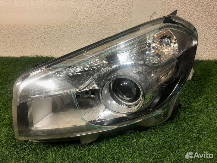 Фара левая на Nissan Qashqai J10