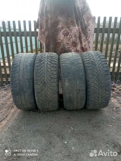 Bridgestone Ice Cruiser 7000 205/55 R16