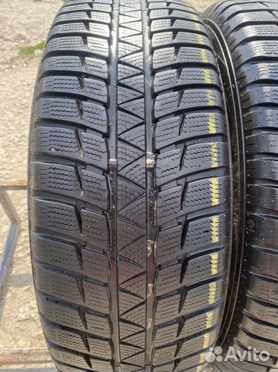 Falken Eurowinter HS-449 215/60 R16