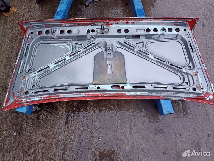 Крышка багажника BMW e30