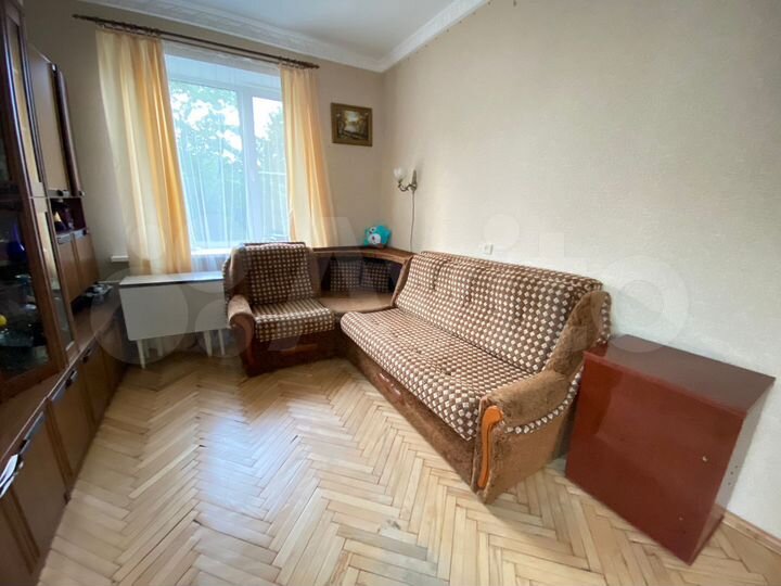 Комната 18 м² в 3-к., 3/4 эт.