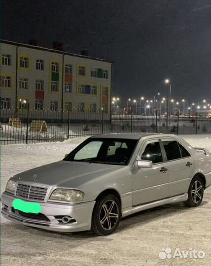 Бампер мерседес W202