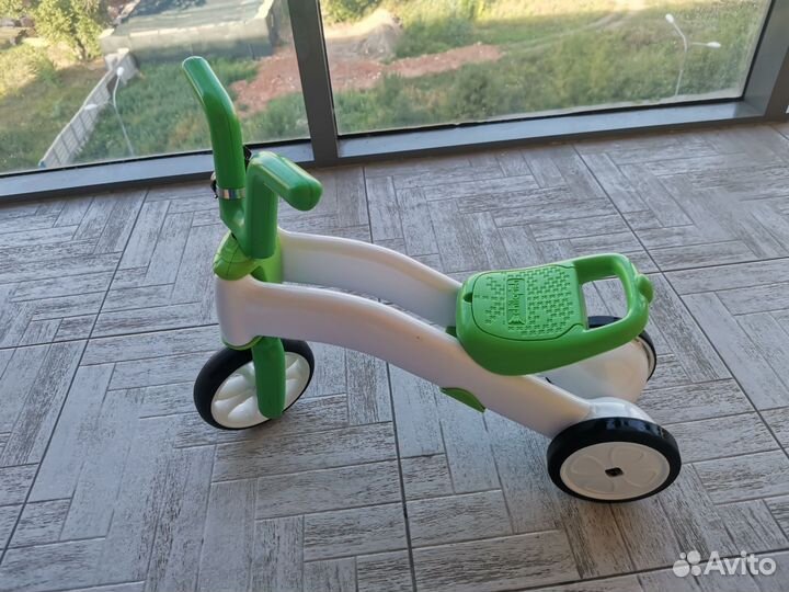 Беговел chillafish bunzi для малышей