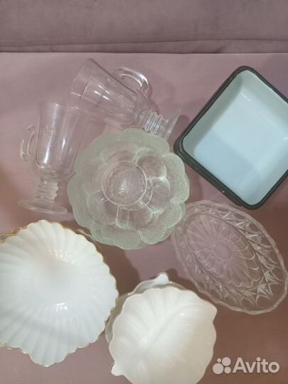 Посуда, тарелки, бокалы, лотки