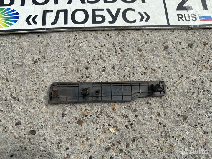 Накладка торпедо левая Lifan Solano