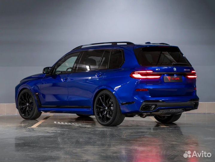 BMW X7 4.4 AT, 2023, 5 км