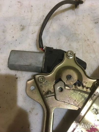 Стеклоподъемник задний левый Lifan Smily