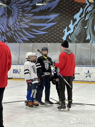 Тренер по хоккею