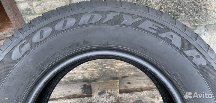 Goodyear Wrangler S4 235/70 R16