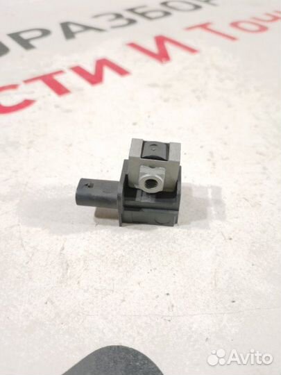 Датчик правый Bmw X4 F26 N55B30A 2014