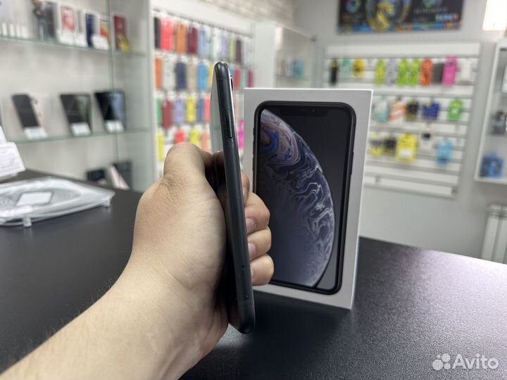 iPhone Xr, 128 ГБ