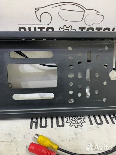 Рамка номерного знака с камерой