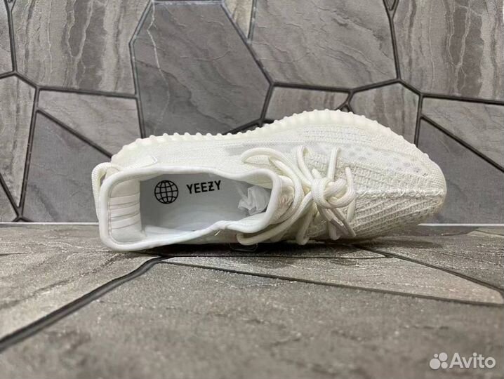 Кроссовки adidas yeezy boost 350 женские