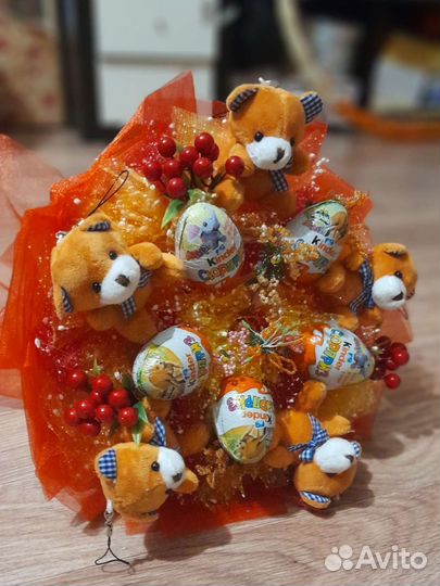 Букет из киндеров