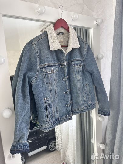 Куртки по 500 каждая