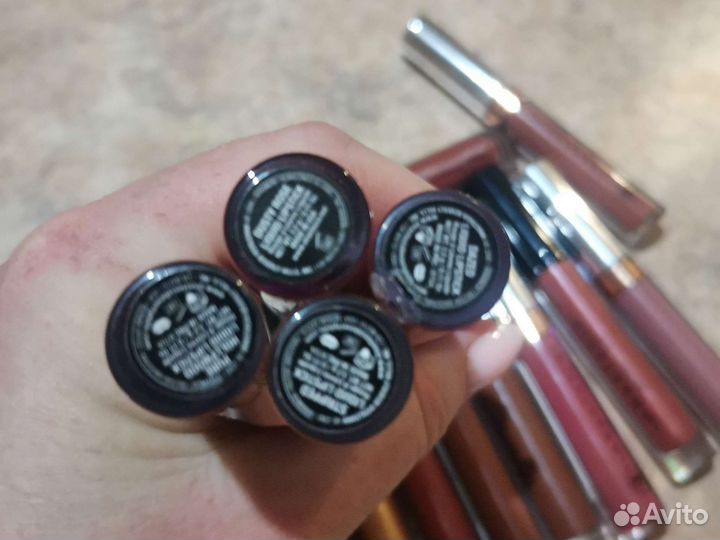 Помада Анастасия Беверли хилс