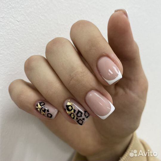 Маникюр с покрытием, педикюр, наращивание ногтей