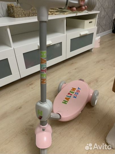 Детский электросамокат трехколесный