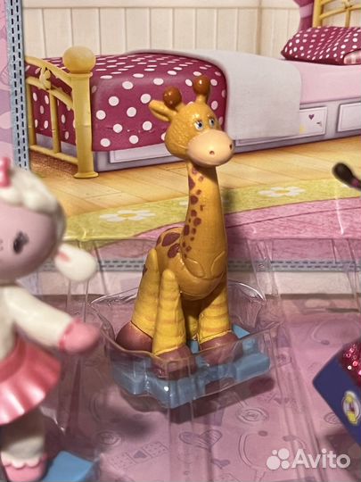 Набор фигурок Диснейстор Доктор Плюшева