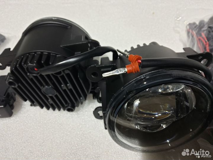 Противотуманные фары Range Rover