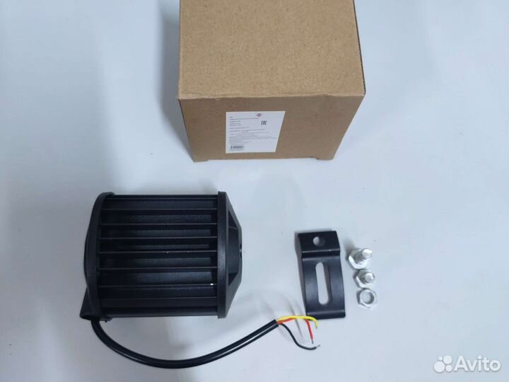 Фара-прожектор Маяк 24LED/24W + стробоскоп