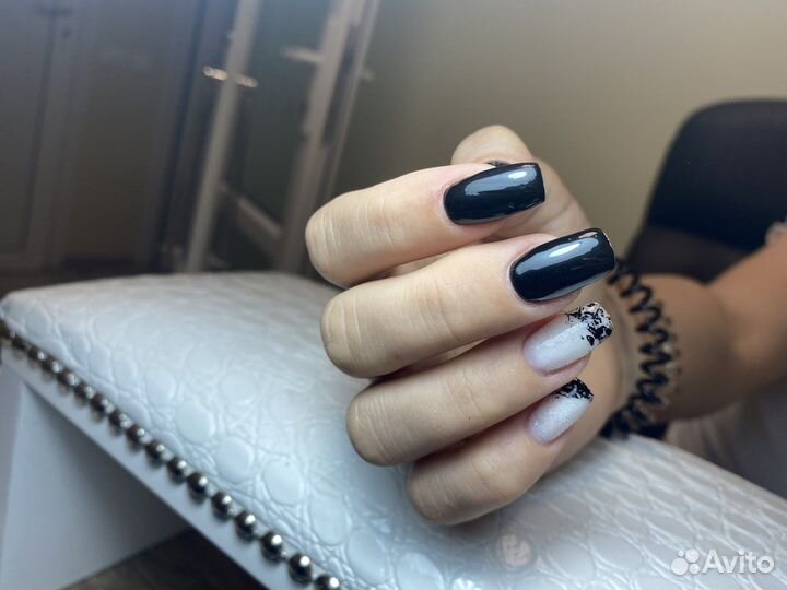 Маникюр /педикюр