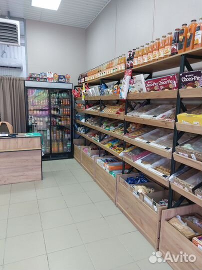 Витрины,стеллажи для выпечки,овощей