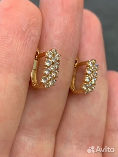 Серьги золотые с фианитами