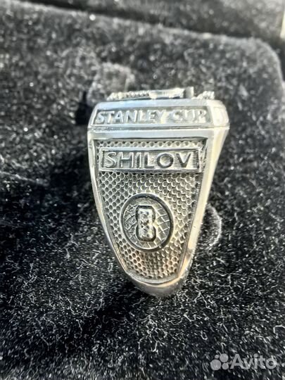 Мужской золотой перстень