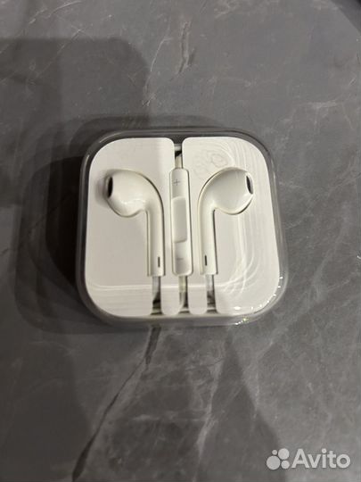 Наушники apple