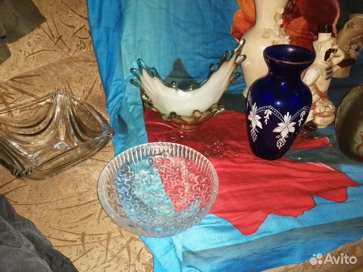 Вазы, чайники, кувшины